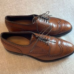 Allen Edmonds dress shoes- brown- size 8.5